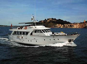 80 ft luxury Double Up at anchor off Monaco © SW